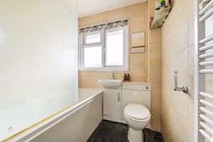 Family Bathroom- click for photo gallery